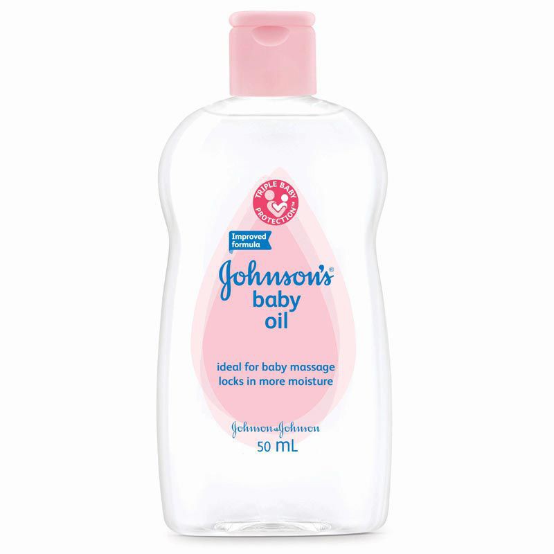 Jonhson's baby Oil for baby Massage locks in more Moisture 50ml
